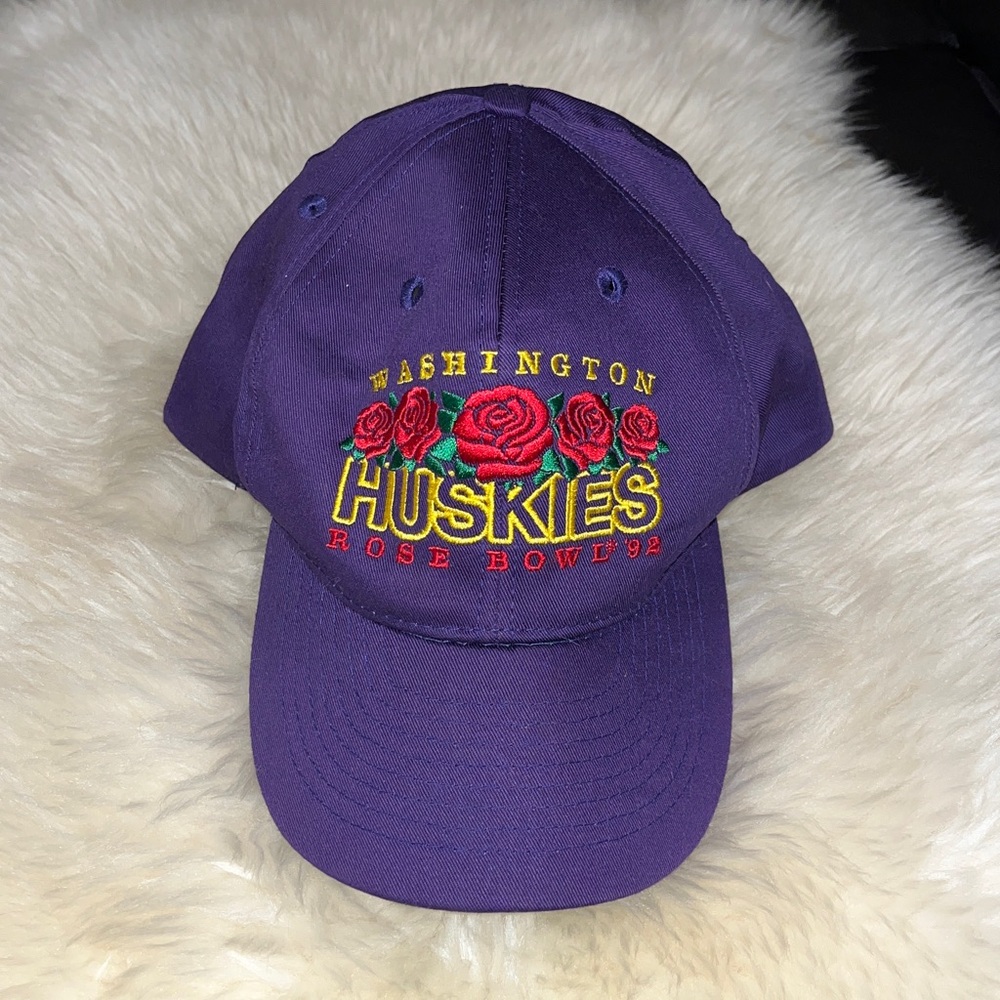 Vintage 1992 Embroidered University of Washington Huskies Rose Bowl Baseball Cap